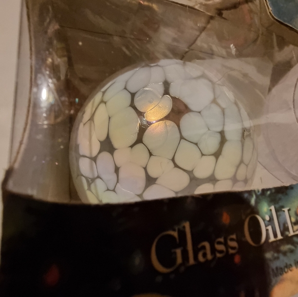 🆕️Traditions Hand Blown Glass Oil Lamp - Picture 6 of 6